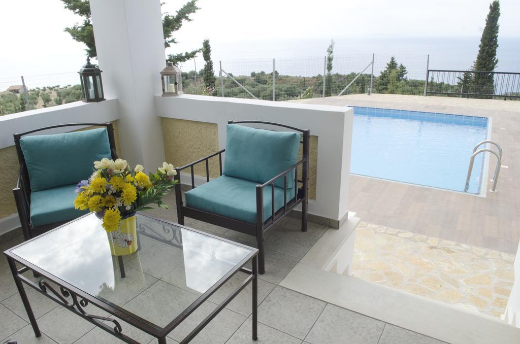 Villa Vera Áyios Nikítas Zimmer foto