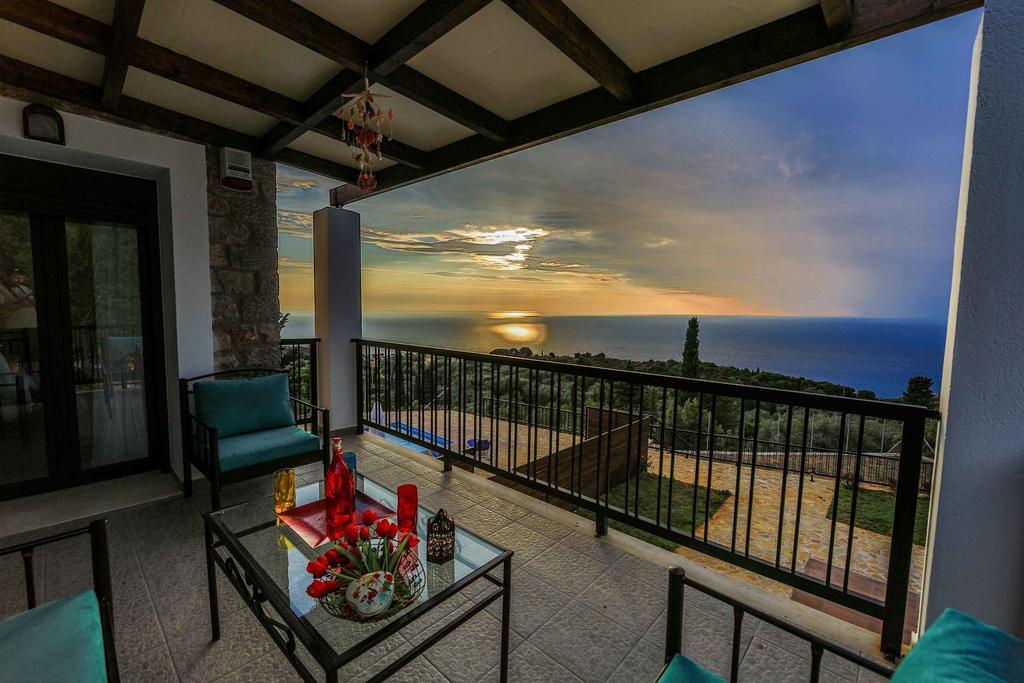 Villa Vera Áyios Nikítas Zimmer foto